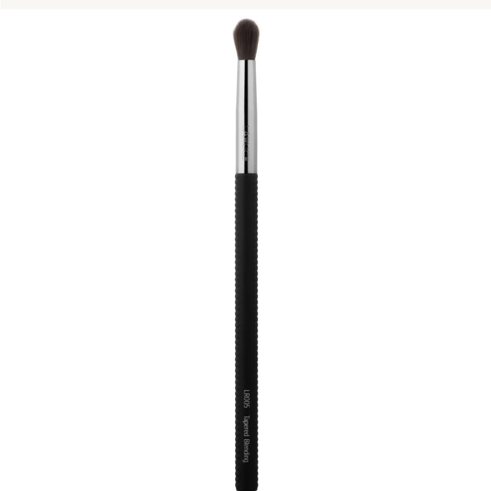 Laruce Tapered Blending Brush LR005